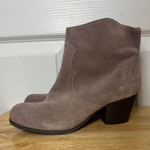 NWOT LUCKY BRAND TABLITA tan sueded leather western bootie ankle boot size 7